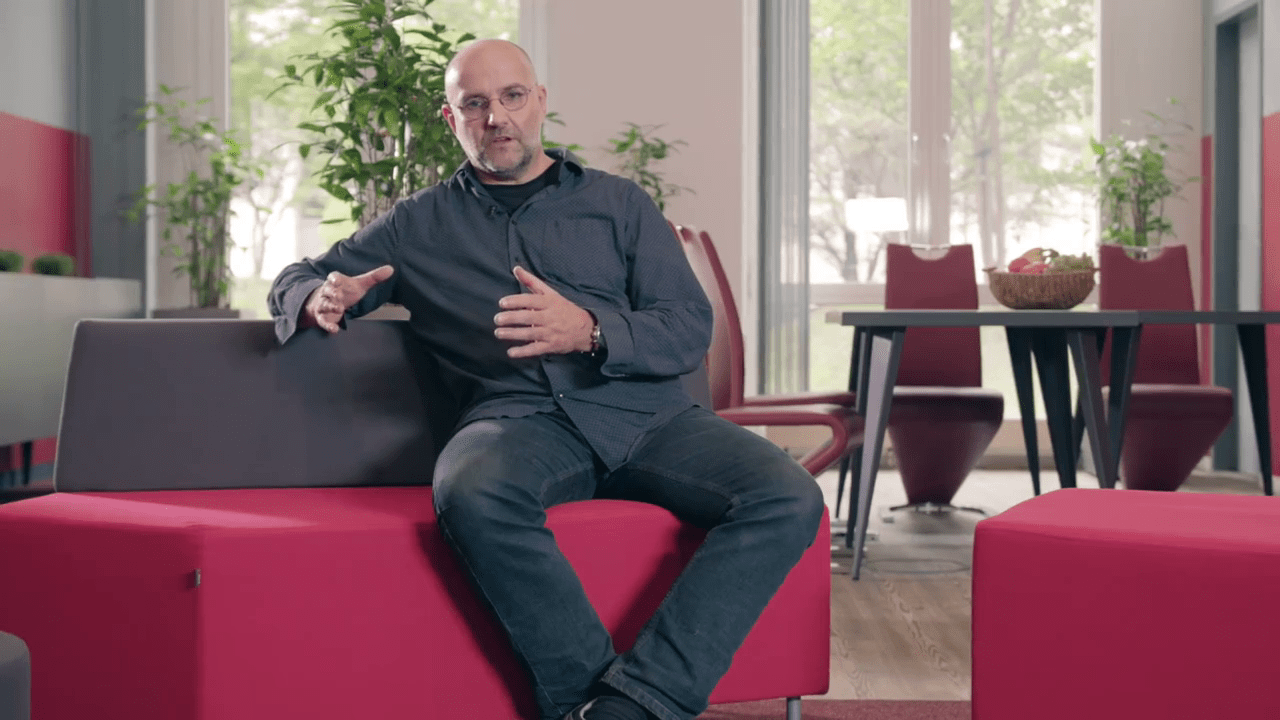 Mitarbeitervideo erstellen lassen 2